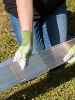 EasyFlex™ Aluminum Edging, 24' 12 EasyFlex™ Aluminum Edging, 24' -Green Garden Shop 8592450 0150 tif