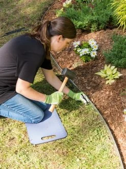 EasyFlex™ Aluminum Edging, 24' 11 EasyFlex™ Aluminum Edging, 24' -Green Garden Shop 8592450 0188 tif