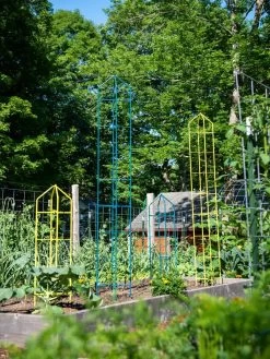 Zenith Folding Garden Supports, Set Of 2 -Green Garden Shop 8600072 0449 tif