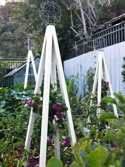 Akoris Garden Tuteur Sr. 13 Akoris Garden Tuteur Sr. -Green Garden Shop 8600517 03V tif