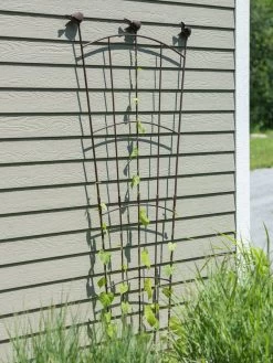 Flock Of Friends Wall Trellis -Green Garden Shop 8612636 0007